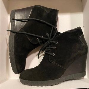 Aquatalia Cassie Wedge